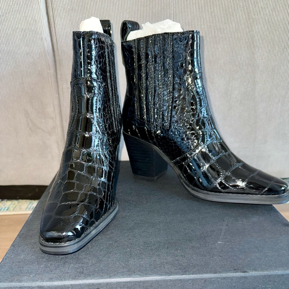 Tony Bianco Black Croc Patent Boot size 6